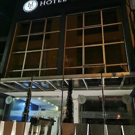 Hotel Lindsay มานิซาเลส ภายนอก รูปภาพ