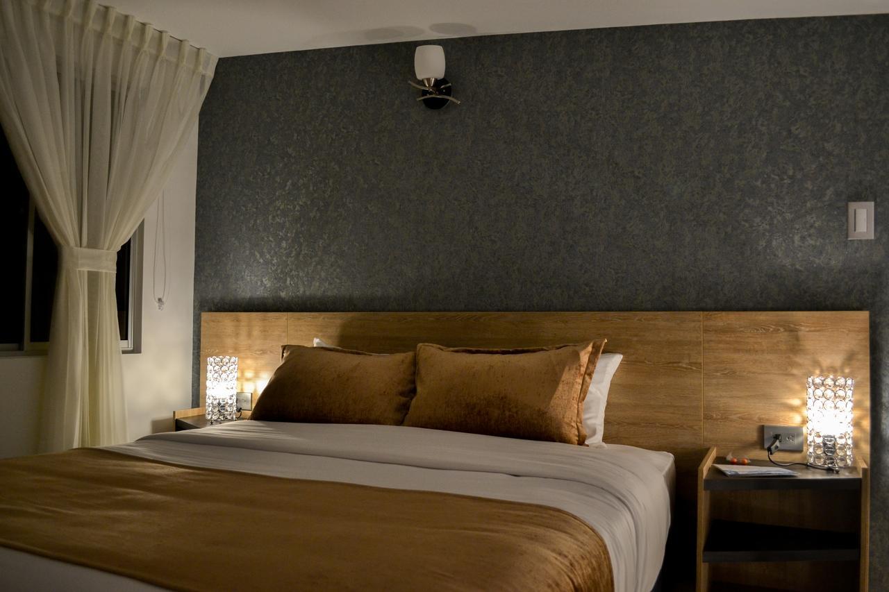 Hotel Lindsay มานิซาเลส ภายนอก รูปภาพ