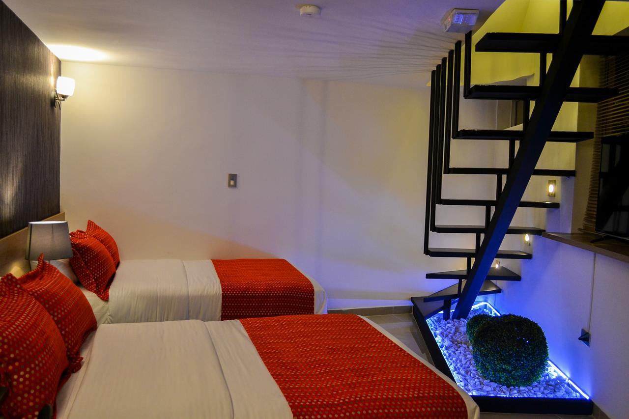 Hotel Lindsay มานิซาเลส ภายนอก รูปภาพ