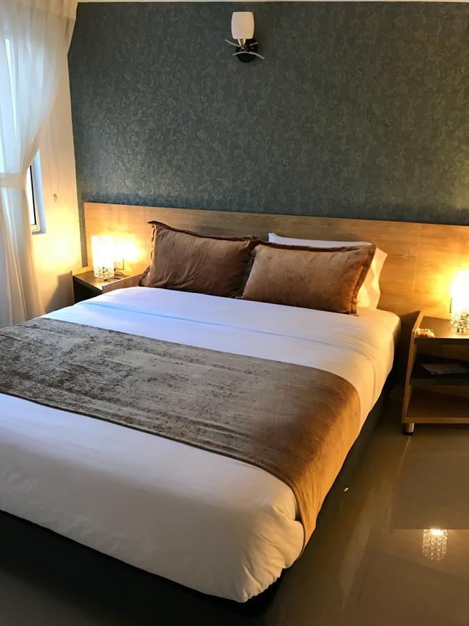 Hotel Lindsay มานิซาเลส ภายนอก รูปภาพ